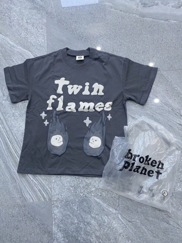 BPM Broken planet market Twin Flame T-shirt